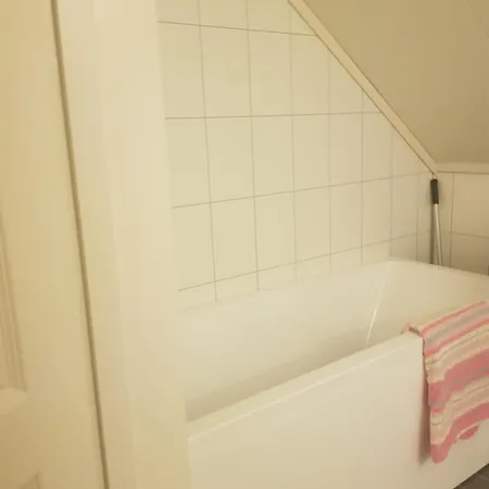 2 Bedrooms In Sommaroy Island Tromsø