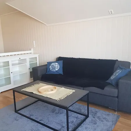 2 Bedrooms In Sommaroy Island Lägenhet